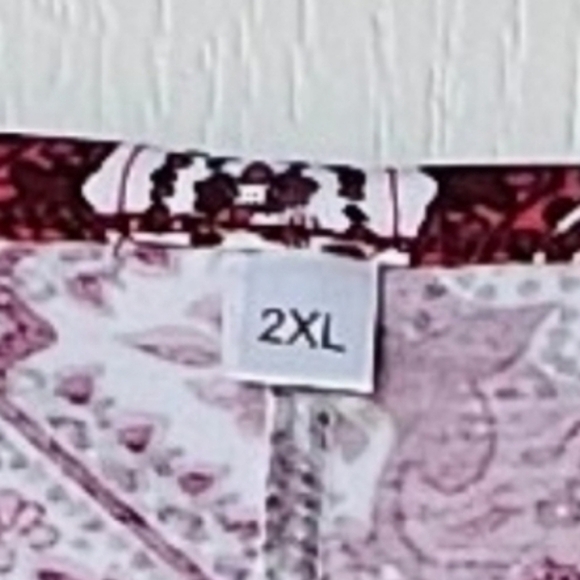 Women's 3/4 Sleeve Casual Flowy Loose Fit Swing Top Tunic, Wine Red Pattern - Picture 8 of 10